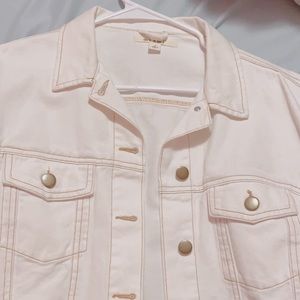 White, slightly cropped jacket